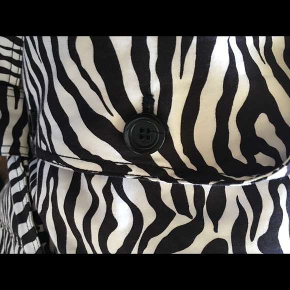 I B DIFFUSION Women’s Zebra Print Jacket, Size M - Picture 6 of 8